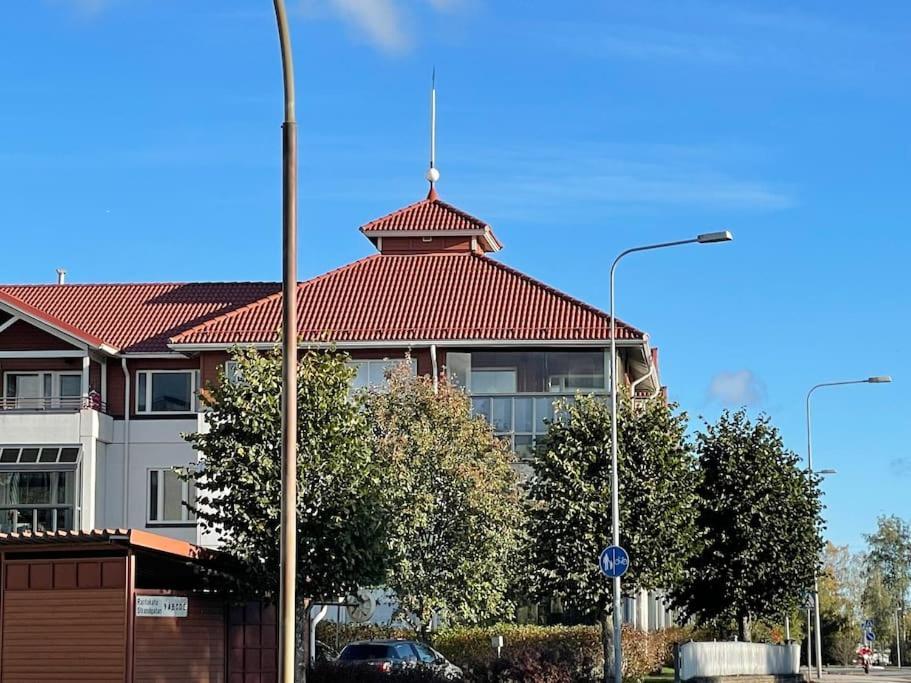 Porvoon Helmi Viehattava Asunto Joen Rannassa المظهر الخارجي الصورة